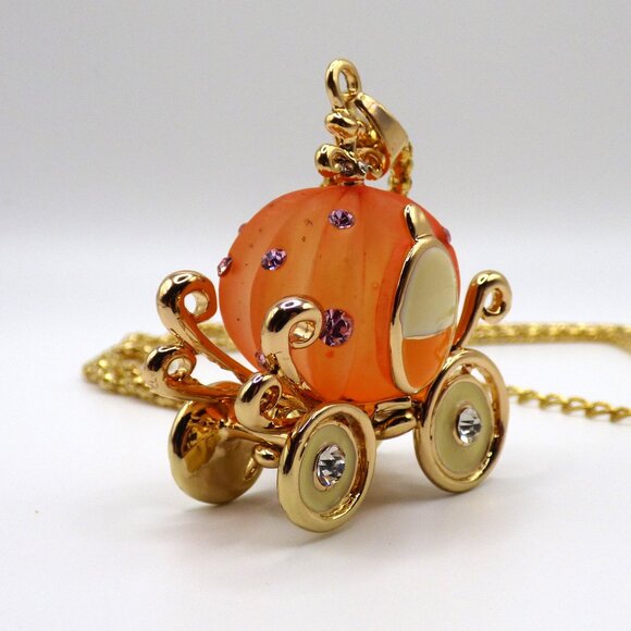 3-D Cinderella Pumpkin Carriage Pendant Necklace - Picture 5 of 12
